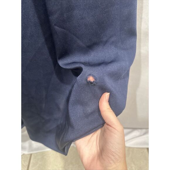 HOLE! $389 La Femme [ 10 ] Off‎ the Shoulder Trumpet Gown in Navy Blue - Picture 16 of 16